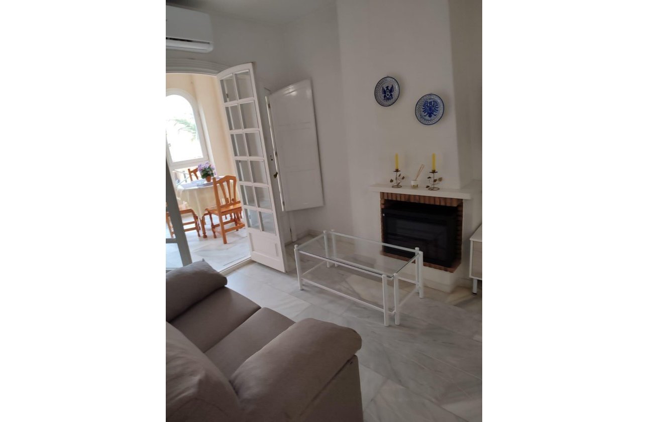 Herverkoop - Appartement -
Torrevieja - Los Frutales
