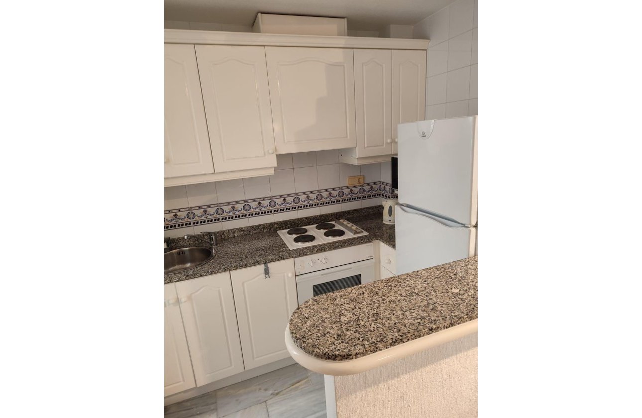 Herverkoop - Appartement -
Torrevieja - Los Frutales