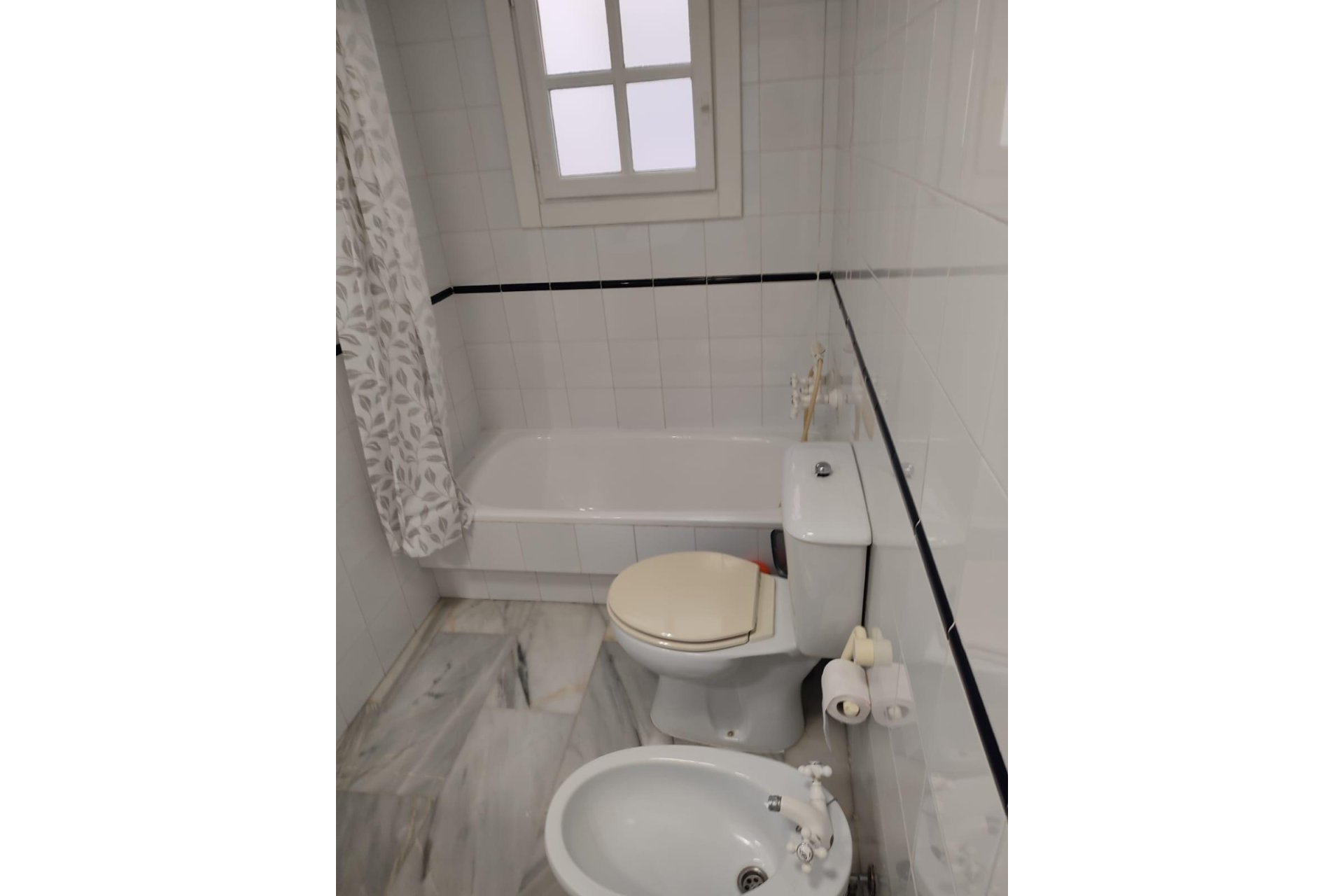 Herverkoop - Appartement -
Torrevieja - Los Frutales