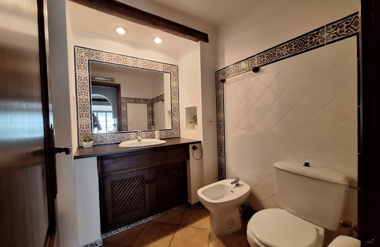 Herverkoop - Appartement -
Torrevieja - Los Frutales