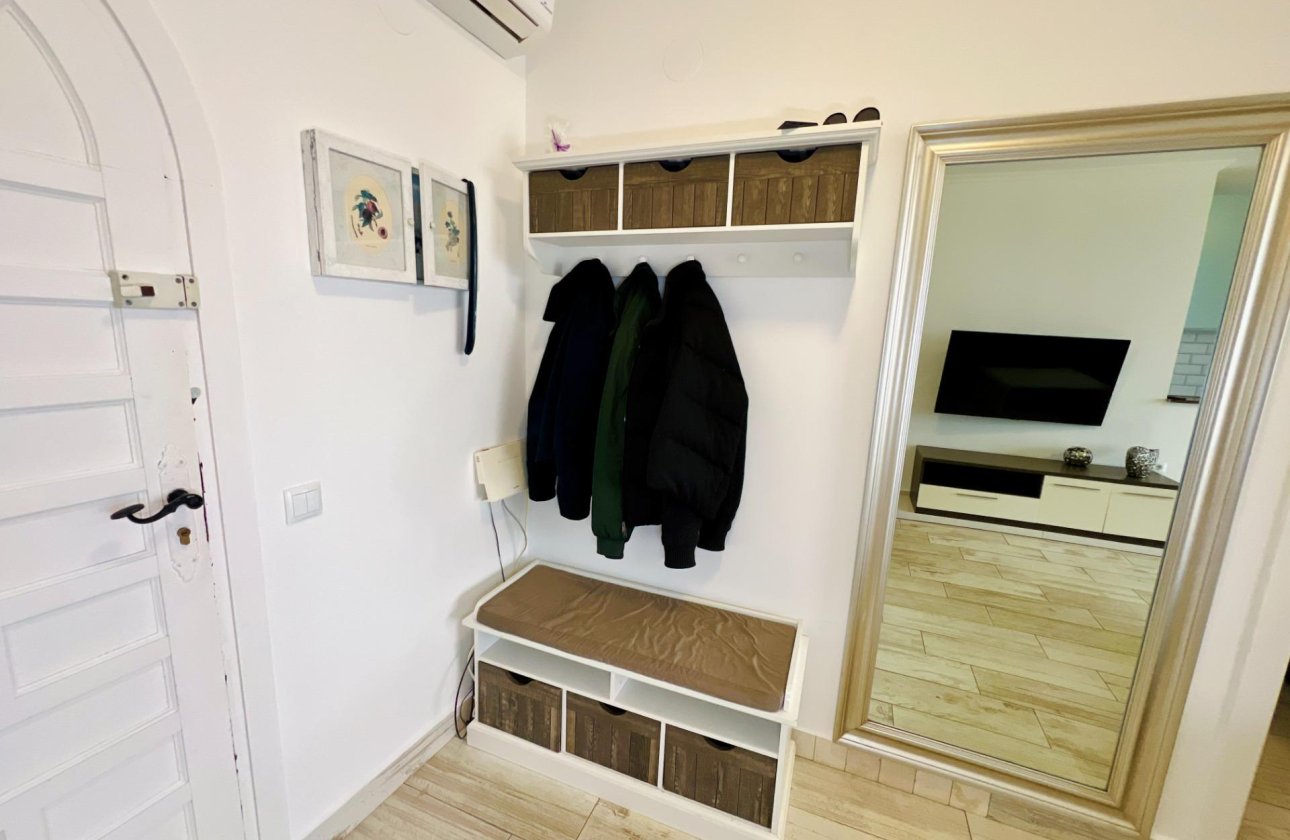 Herverkoop - Appartement -
Torrevieja - Miramar - Torre Del Moro