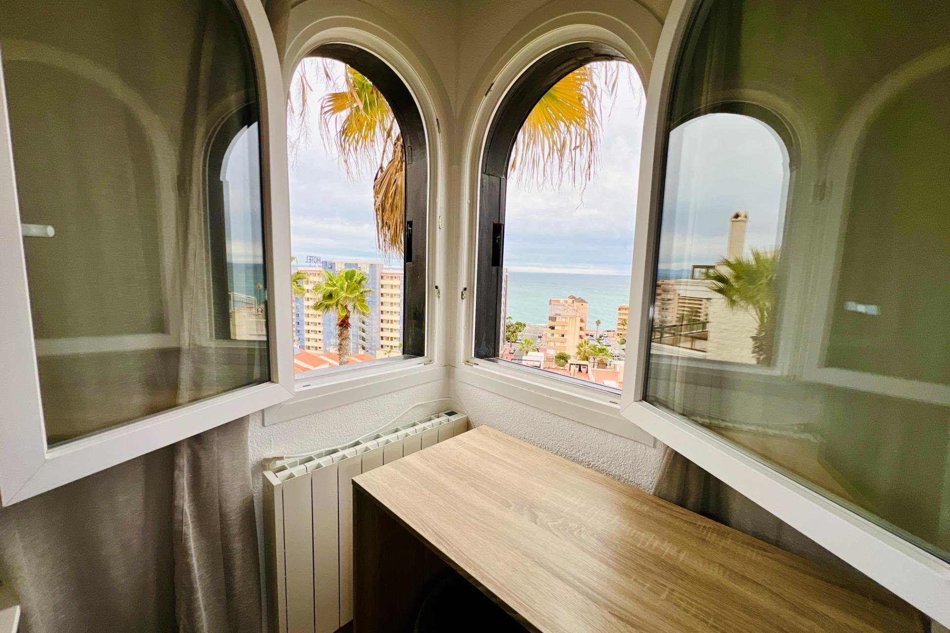 Herverkoop - Appartement -
Torrevieja - Miramar - Torre Del Moro