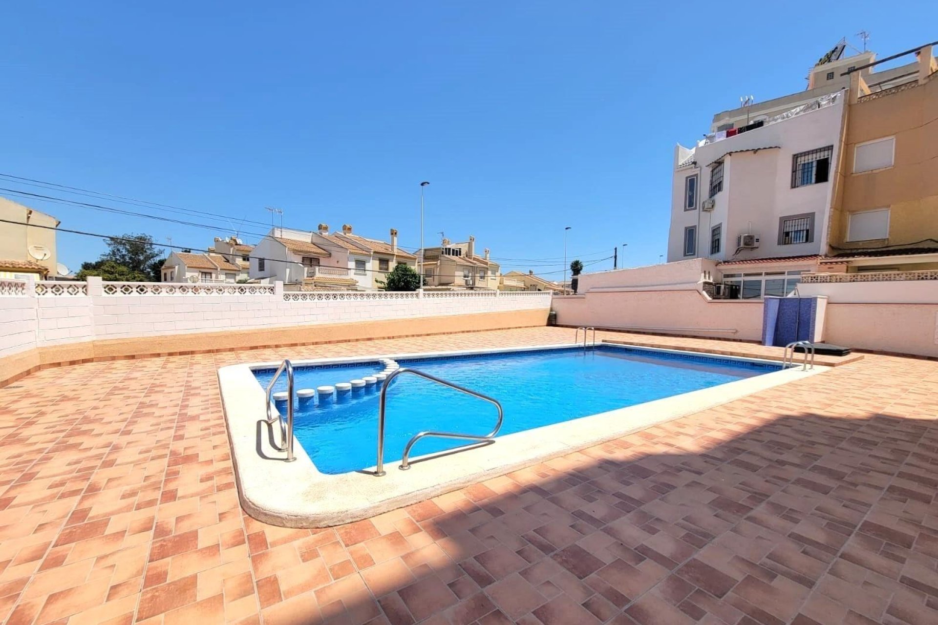 Herverkoop - Appartement -
Torrevieja - Nueva Torrevieja