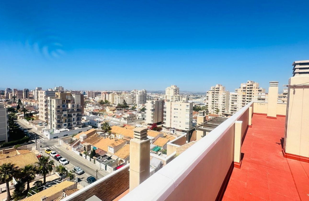 Herverkoop - Appartement -
Torrevieja - Nueva Torrevieja