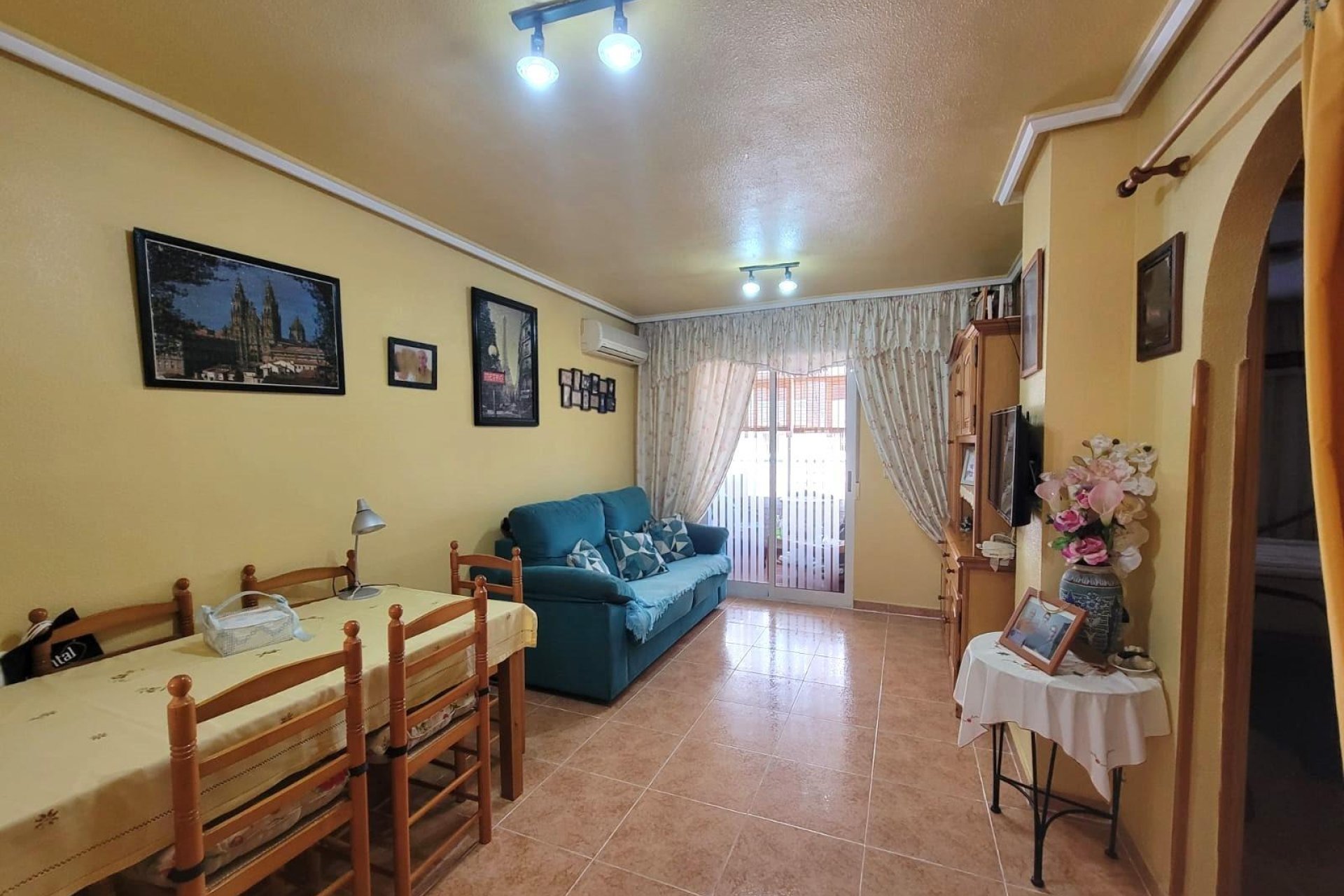 Herverkoop - Appartement -
Torrevieja - Nueva Torrevieja