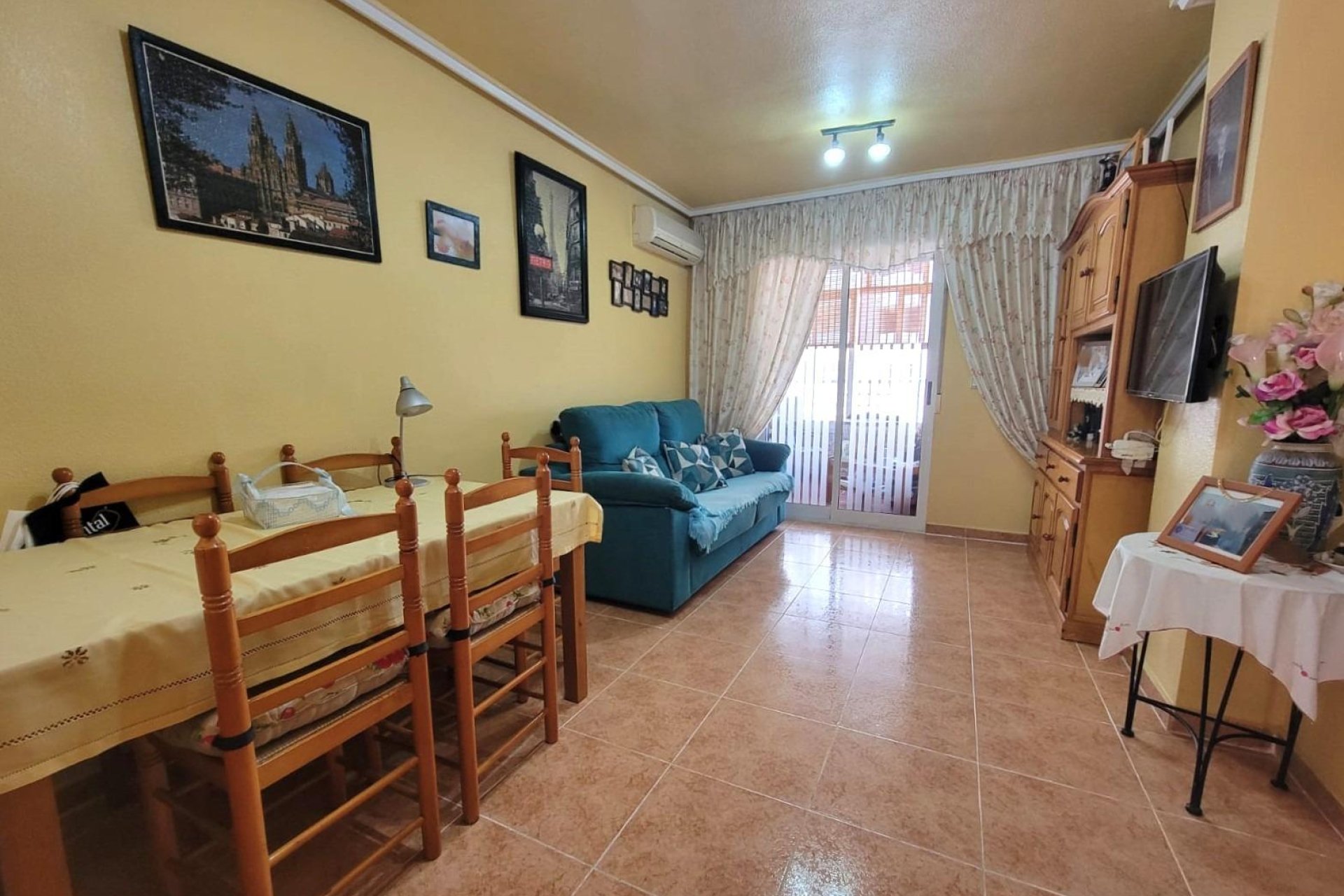 Herverkoop - Appartement -
Torrevieja - Nueva Torrevieja