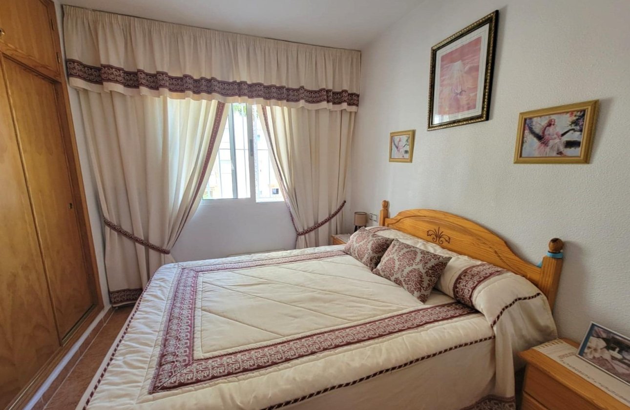Herverkoop - Appartement -
Torrevieja - Nueva Torrevieja