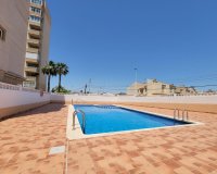 Herverkoop - Appartement -
Torrevieja - Nueva Torrevieja
