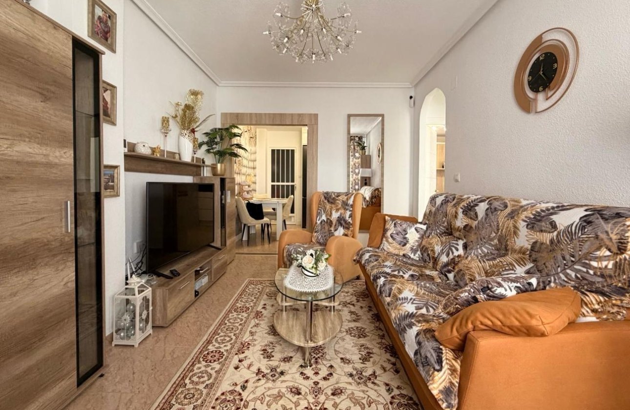 Herverkoop - Appartement -
Torrevieja - Nueva Torrevieja