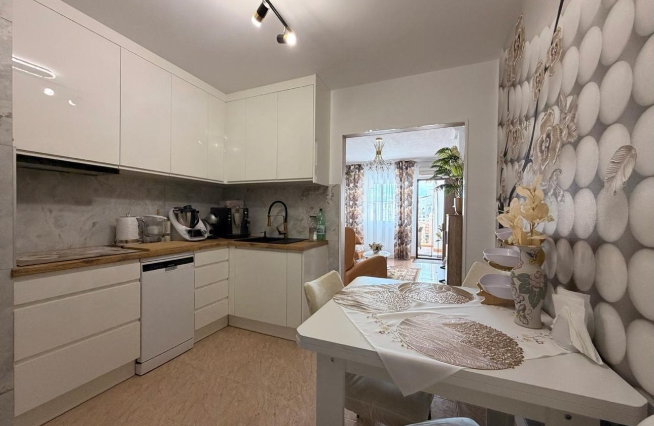 Herverkoop - Appartement -
Torrevieja - Nueva Torrevieja