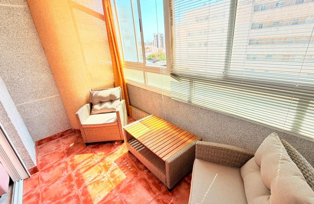 Herverkoop - Appartement -
Torrevieja - Nueva Torrevieja