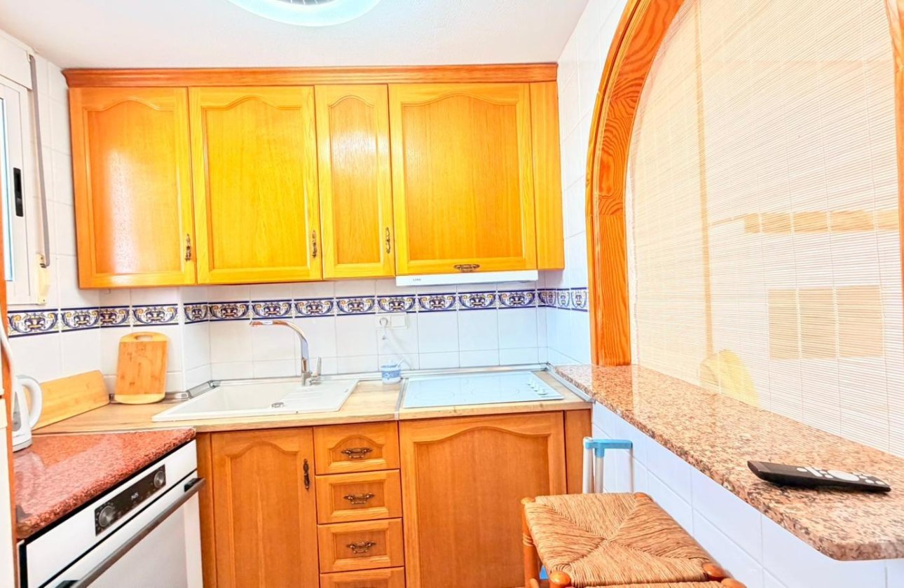 Herverkoop - Appartement -
Torrevieja - Nueva Torrevieja