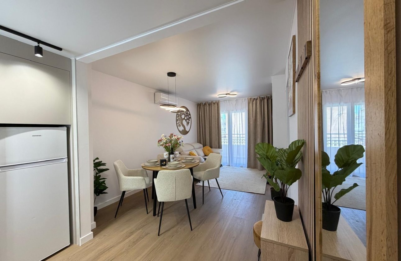 Herverkoop - Appartement -
Torrevieja - Nueva Torrevieja