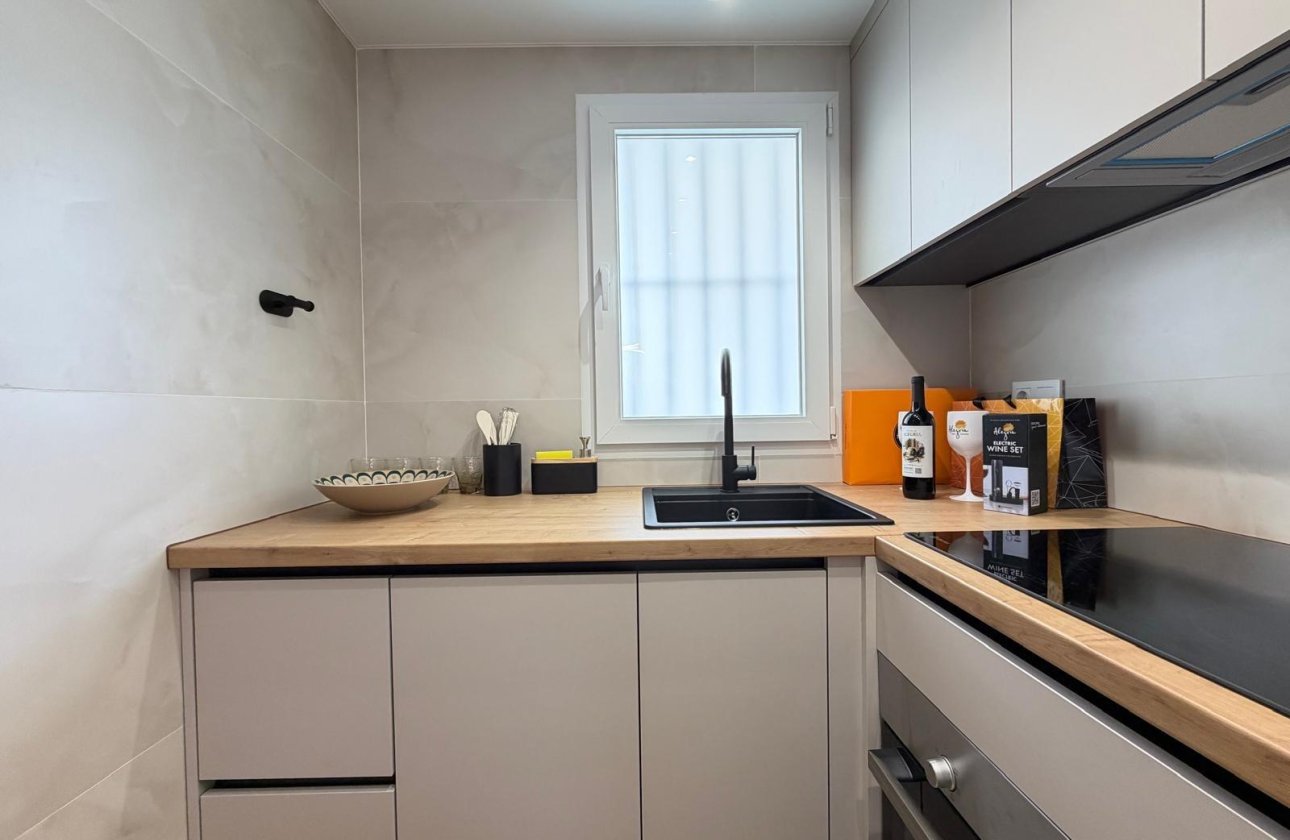 Herverkoop - Appartement -
Torrevieja - Nueva Torrevieja