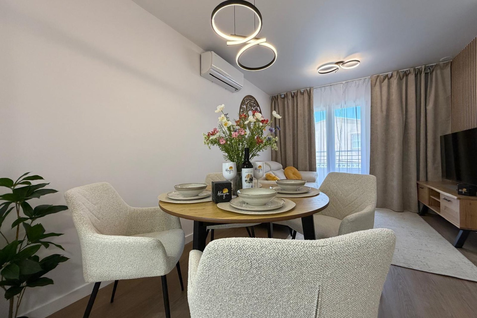 Herverkoop - Appartement -
Torrevieja - Nueva Torrevieja