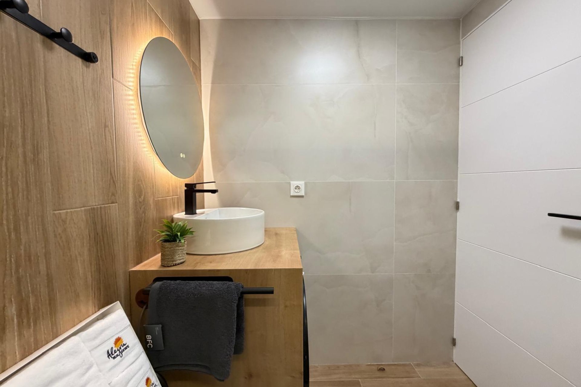 Herverkoop - Appartement -
Torrevieja - Nueva Torrevieja
