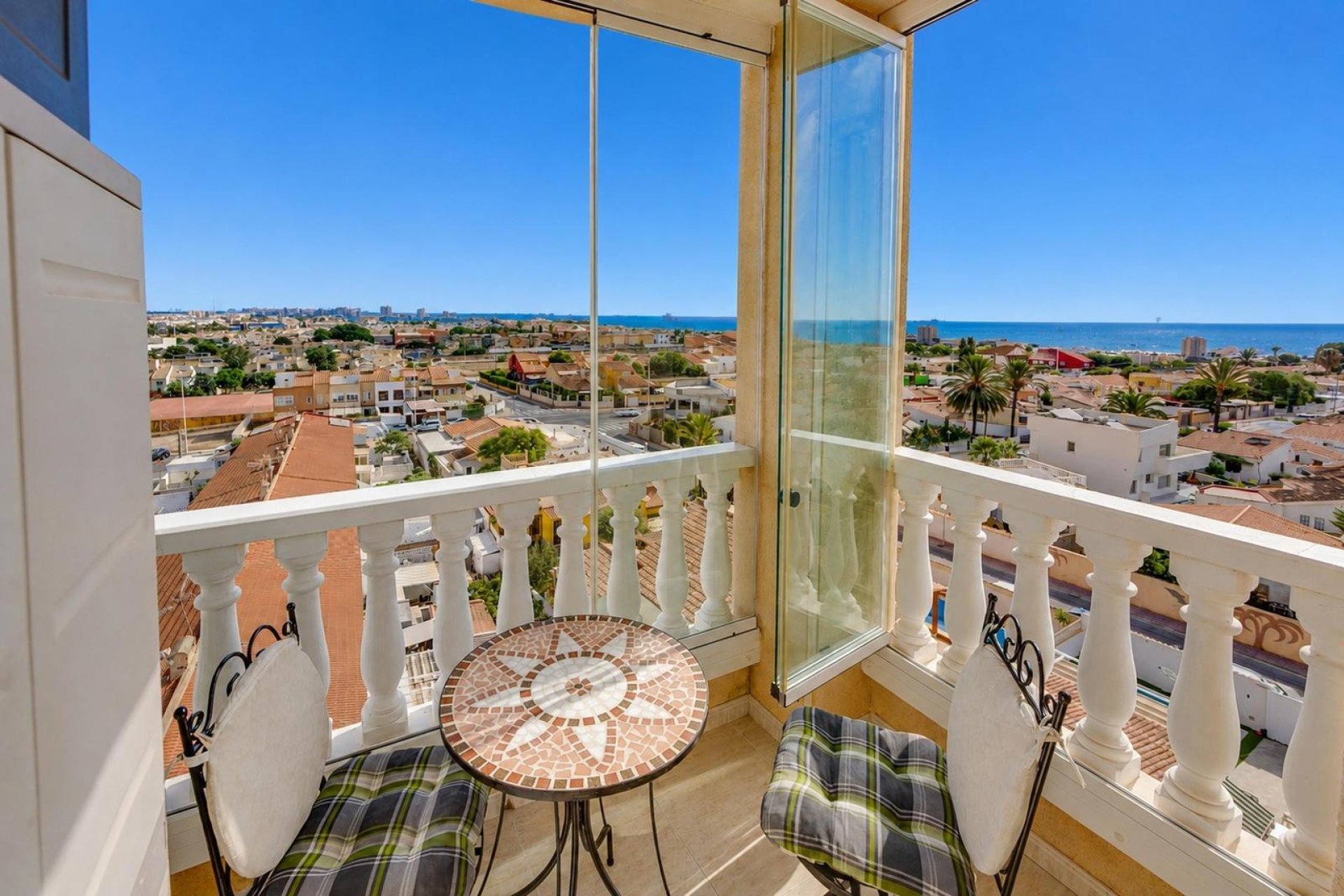 Herverkoop - Appartement -
Torrevieja - Nueva Torrevieja