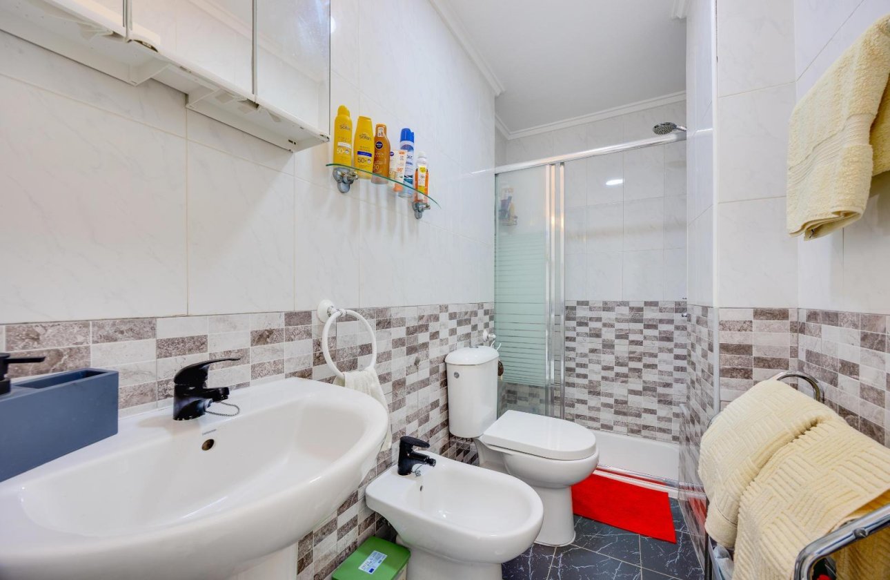 Herverkoop - Appartement -
Torrevieja - Nueva Torrevieja