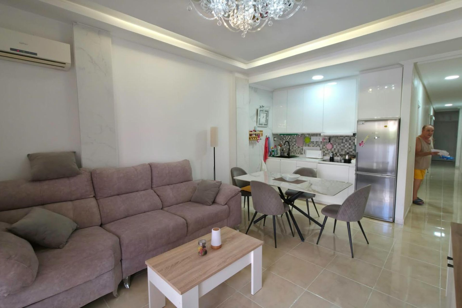 Herverkoop - Appartement -
Torrevieja - Nueva Torrevieja