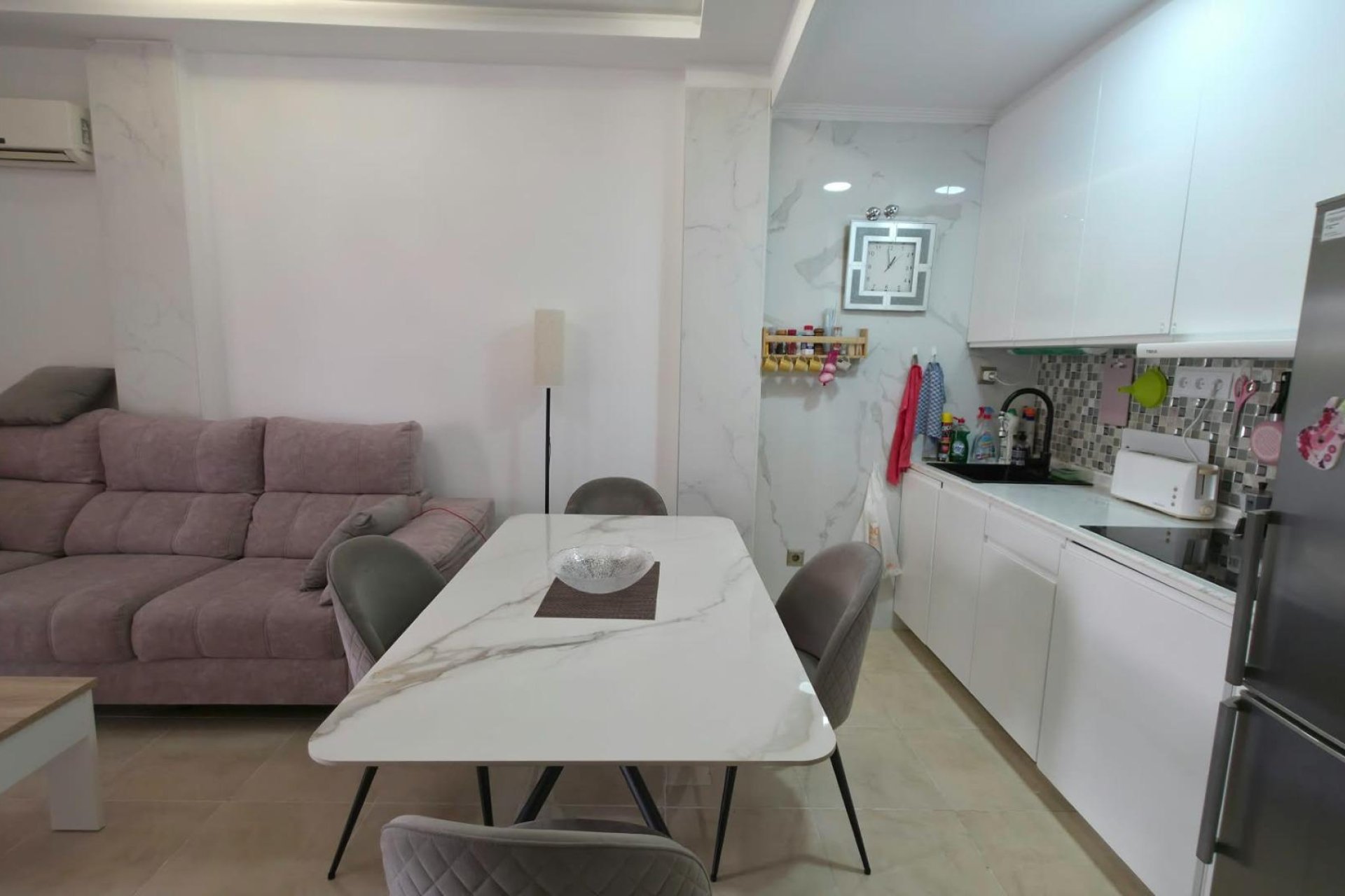Herverkoop - Appartement -
Torrevieja - Nueva Torrevieja