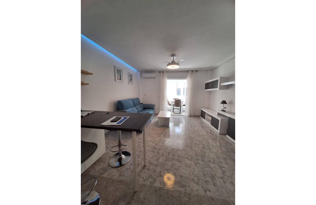 Herverkoop - Appartement -
Torrevieja - Nueva Torrevieja