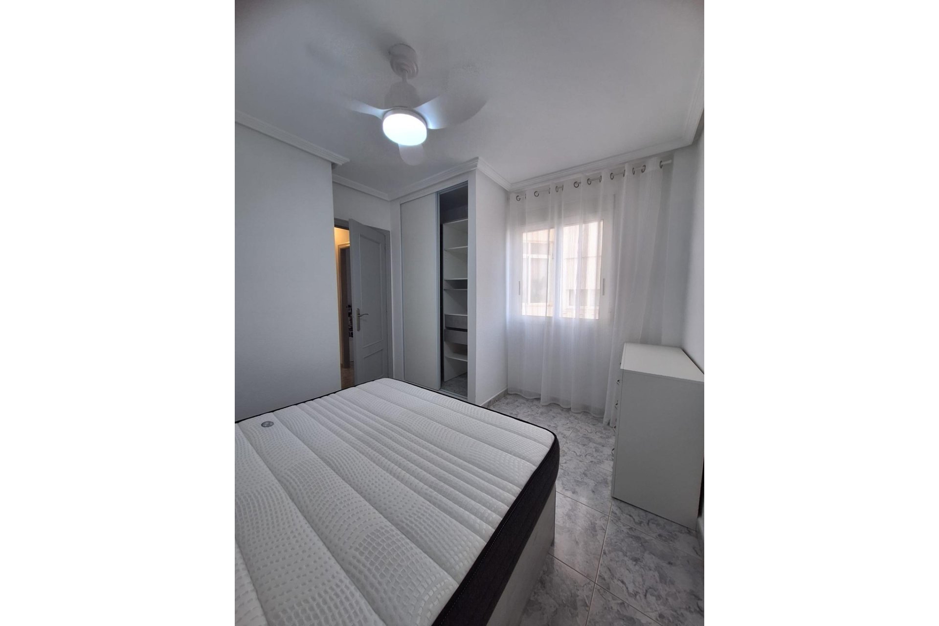 Herverkoop - Appartement -
Torrevieja - Nueva Torrevieja
