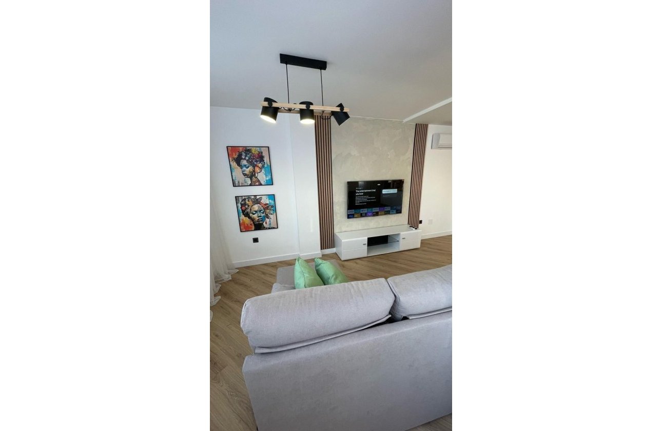 Herverkoop - Appartement -
Torrevieja - PARQUE DE LAS NACIONES