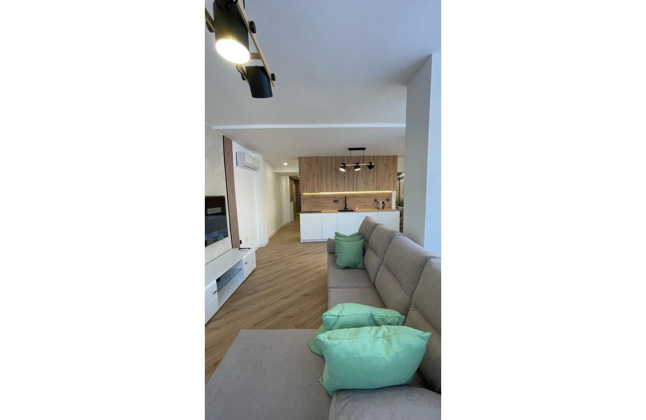 Herverkoop - Appartement -
Torrevieja - PARQUE DE LAS NACIONES