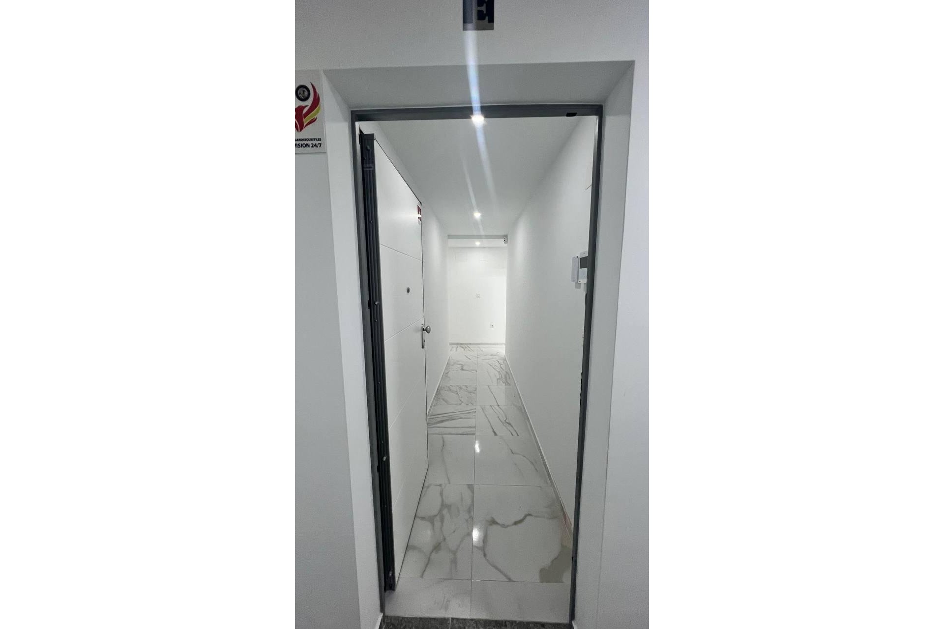 Herverkoop - Appartement -
Torrevieja - PARQUE DE LAS NACIONES