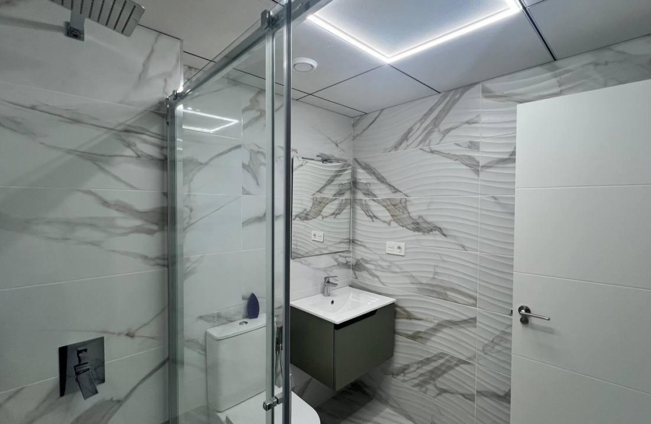 Herverkoop - Appartement -
Torrevieja - PARQUE DE LAS NACIONES