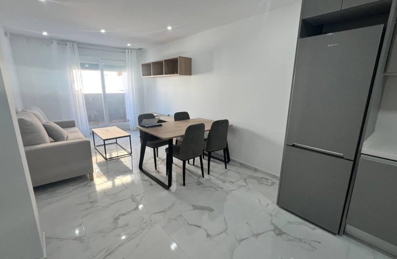 Herverkoop - Appartement -
Torrevieja - PARQUE DE LAS NACIONES
