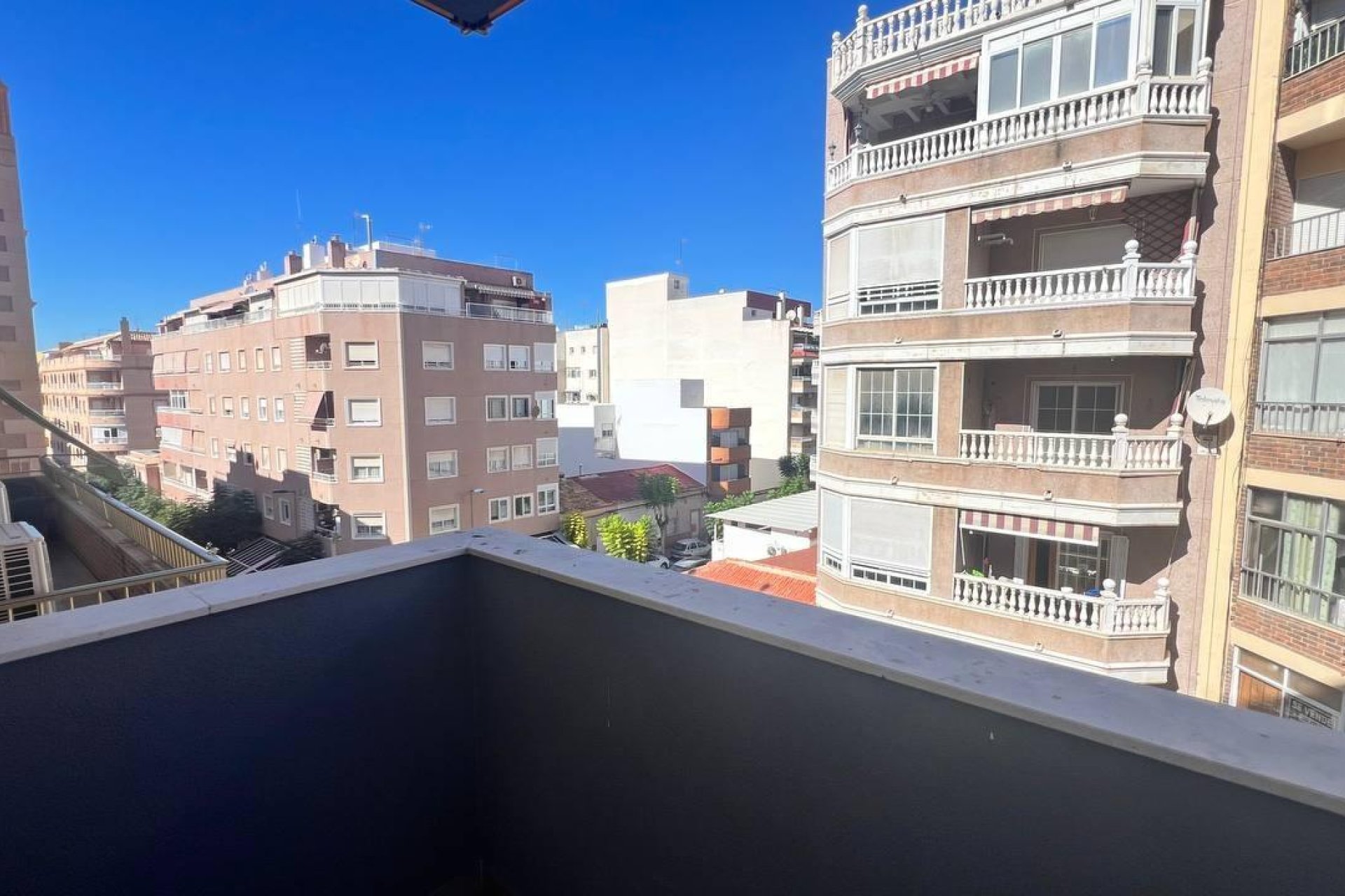 Herverkoop - Appartement -
Torrevieja - PARQUE DE LAS NACIONES