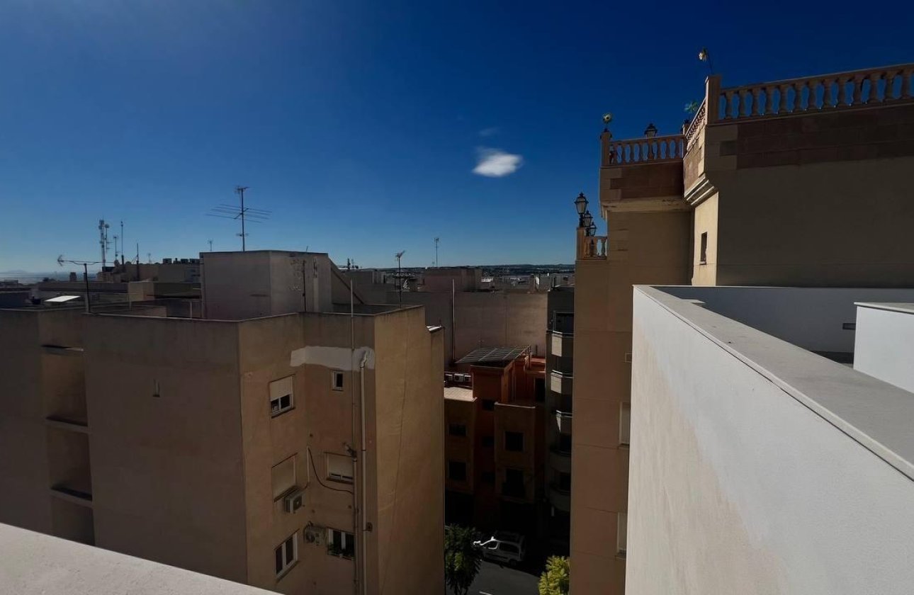 Herverkoop - Appartement -
Torrevieja - PARQUE DE LAS NACIONES