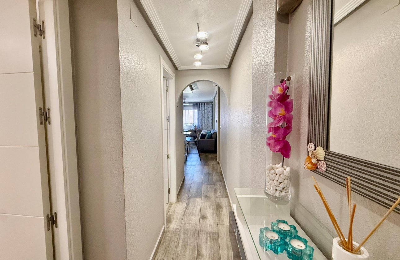 Herverkoop - Appartement -
Torrevieja - PARQUE DE LAS NACIONES