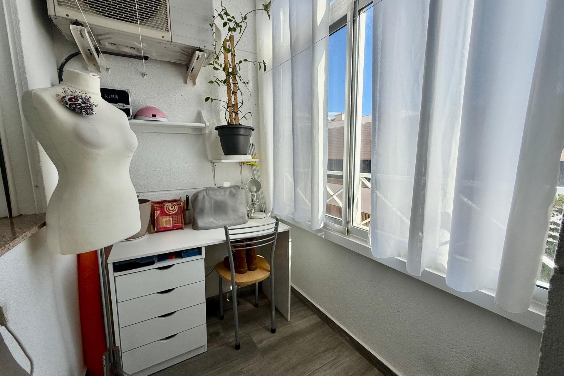 Herverkoop - Appartement -
Torrevieja - PARQUE DE LAS NACIONES