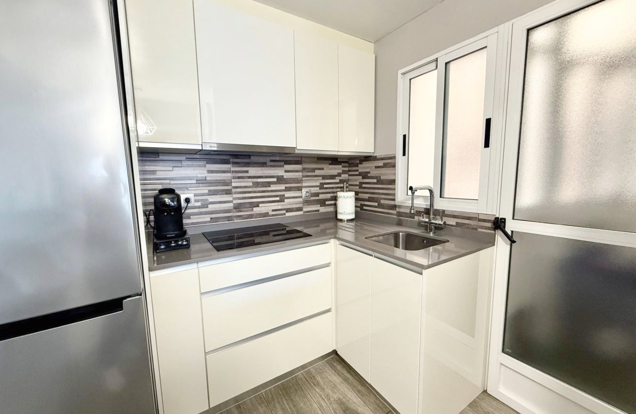 Herverkoop - Appartement -
Torrevieja - PARQUE DE LAS NACIONES