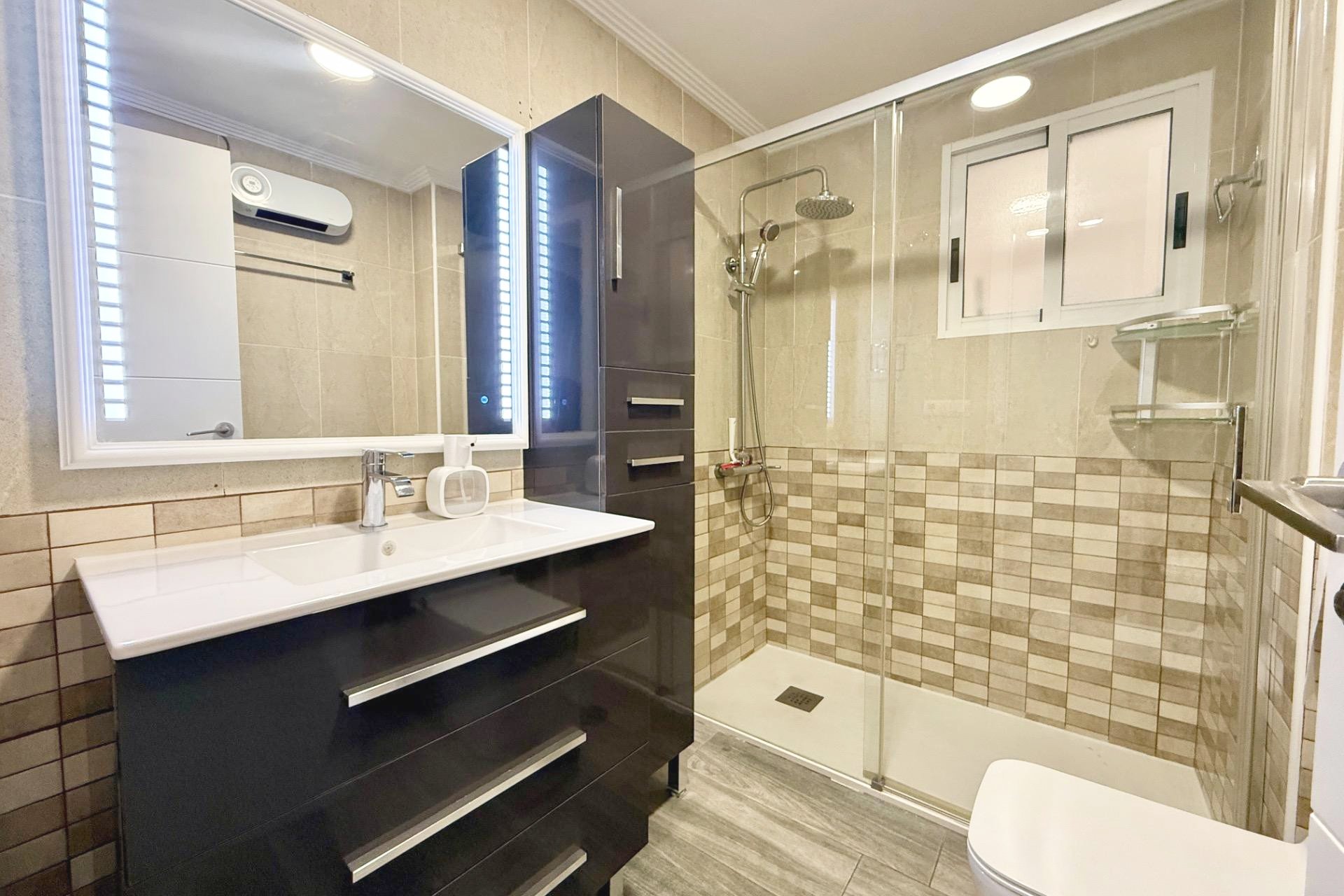 Herverkoop - Appartement -
Torrevieja - PARQUE DE LAS NACIONES