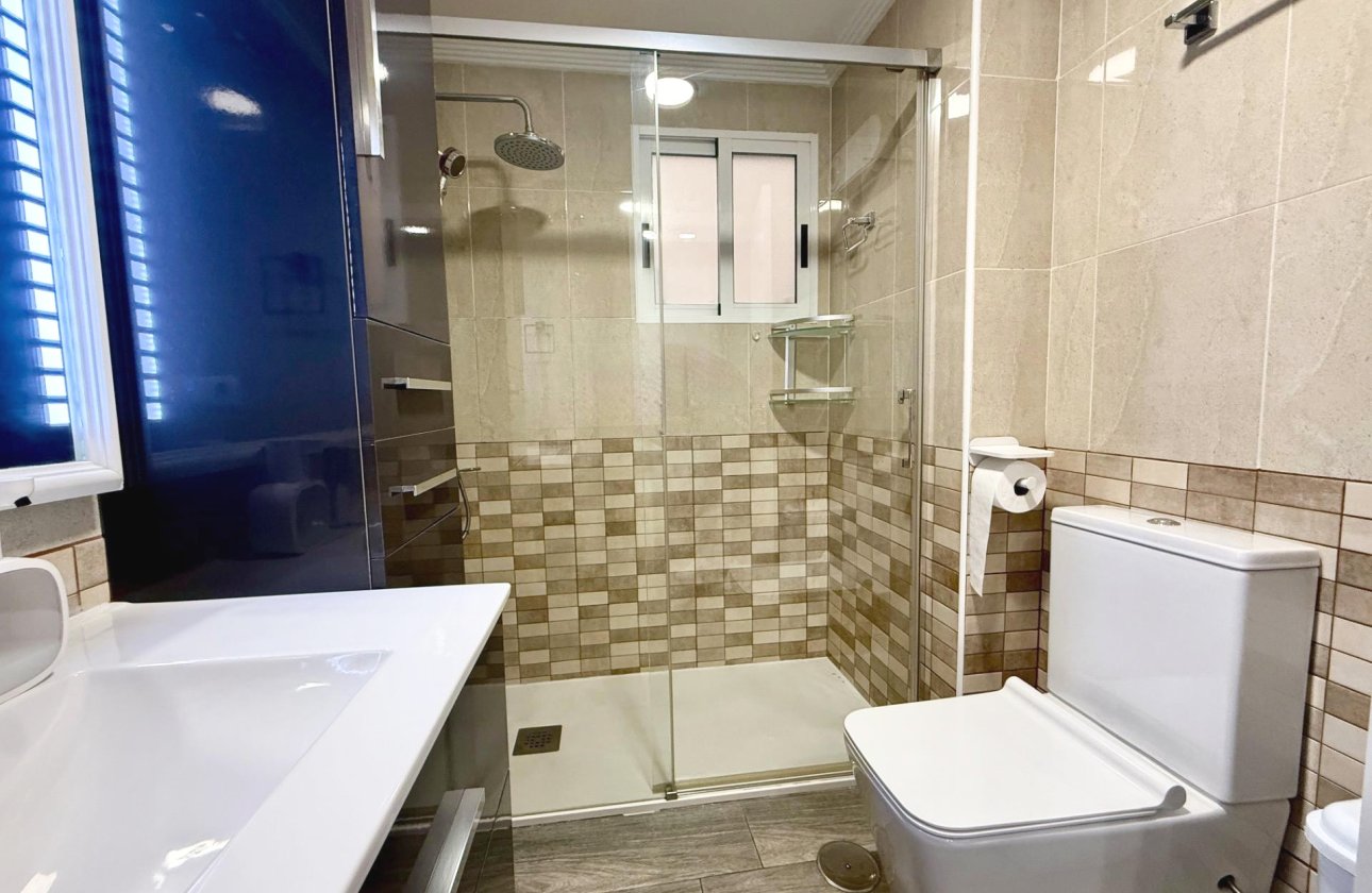 Herverkoop - Appartement -
Torrevieja - PARQUE DE LAS NACIONES