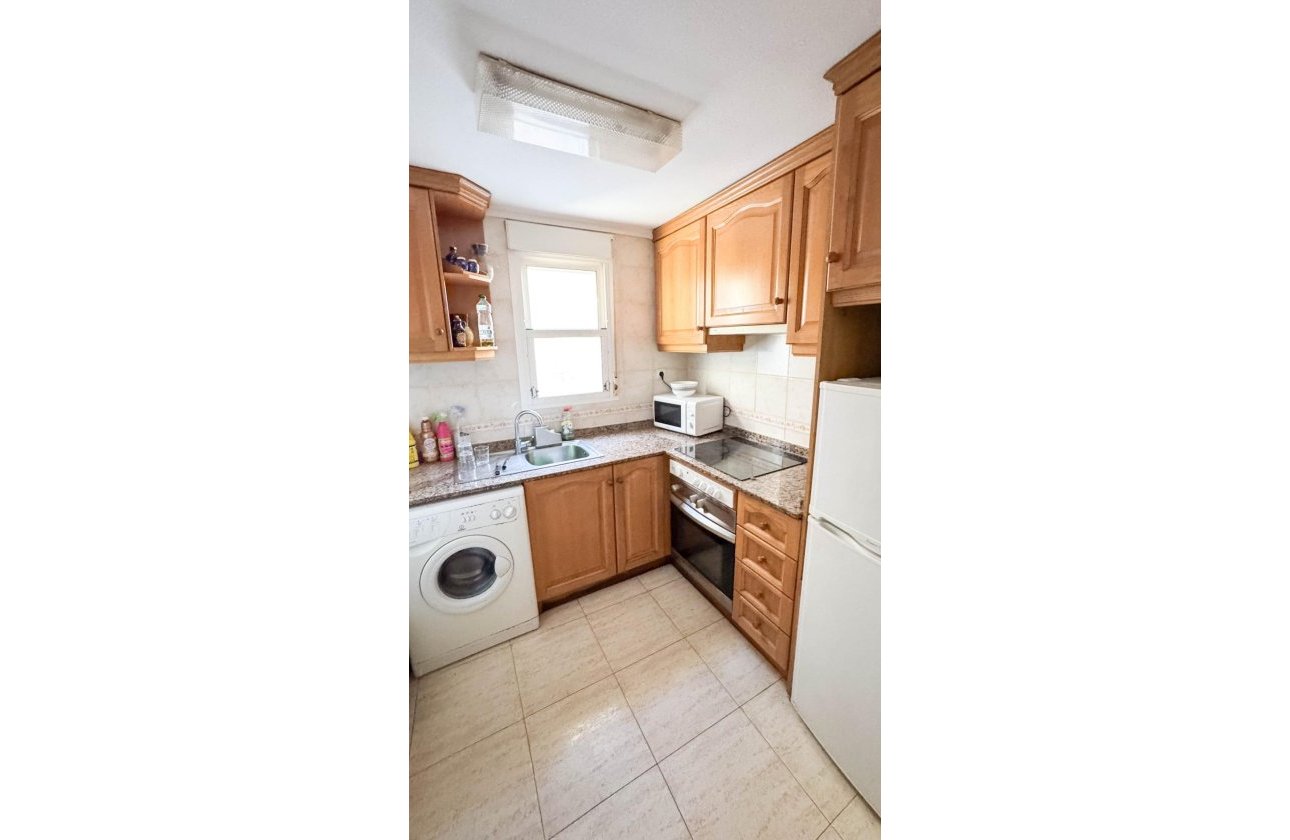 Herverkoop - Appartement -
Torrevieja - PARQUE DE LAS NACIONES