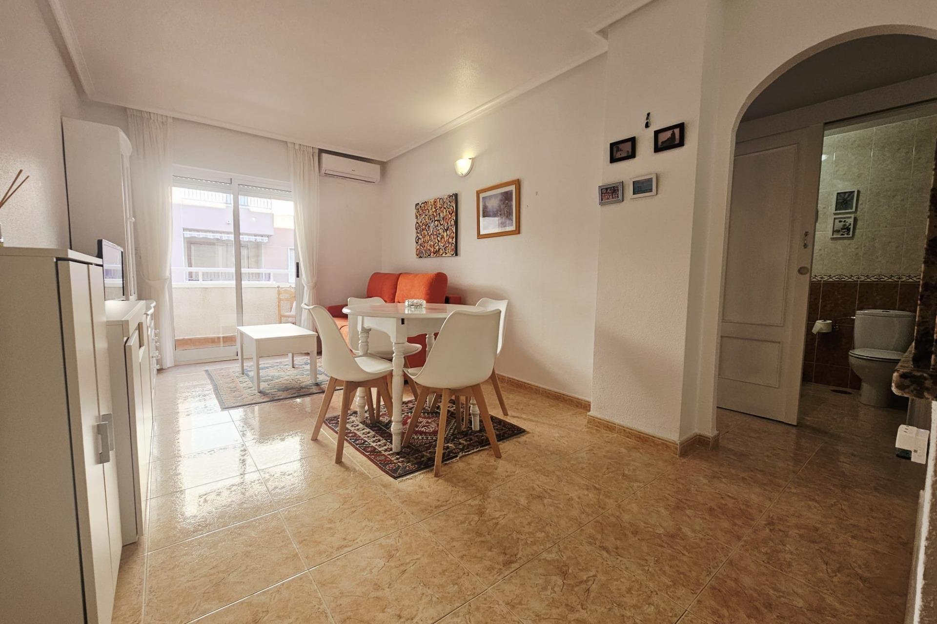 Herverkoop - Appartement -
Torrevieja - PARQUE DE LAS NACIONES