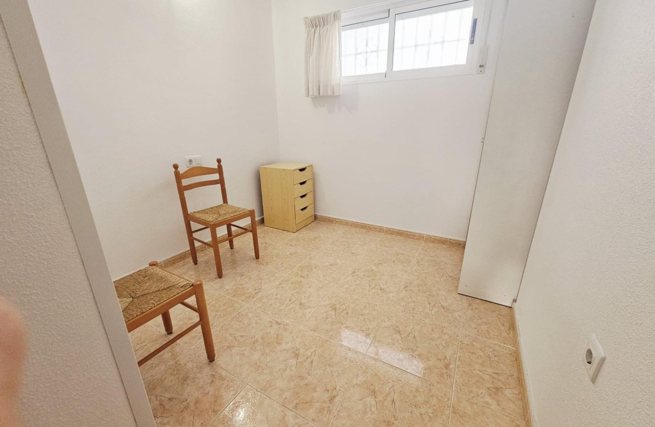 Herverkoop - Appartement -
Torrevieja - PARQUE DE LAS NACIONES