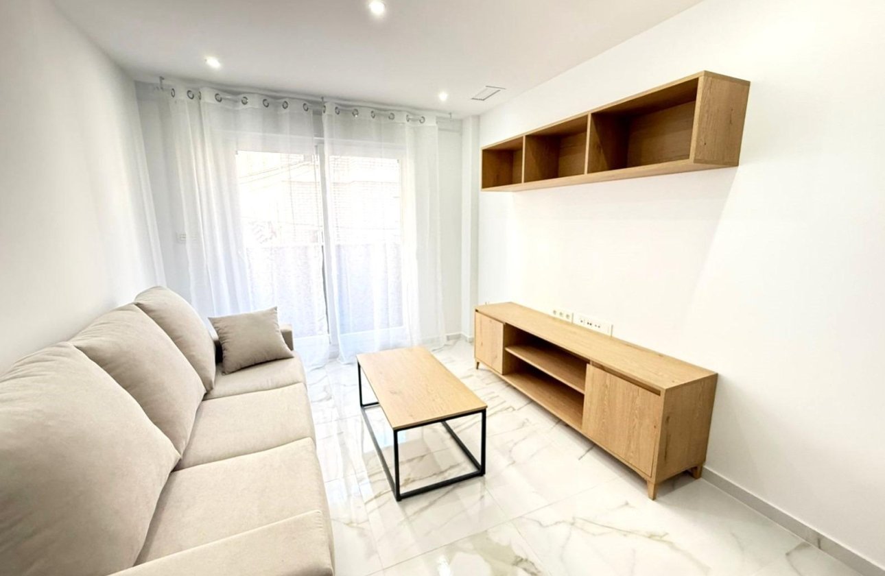 Herverkoop - Appartement -
Torrevieja - PARQUE DE LAS NACIONES