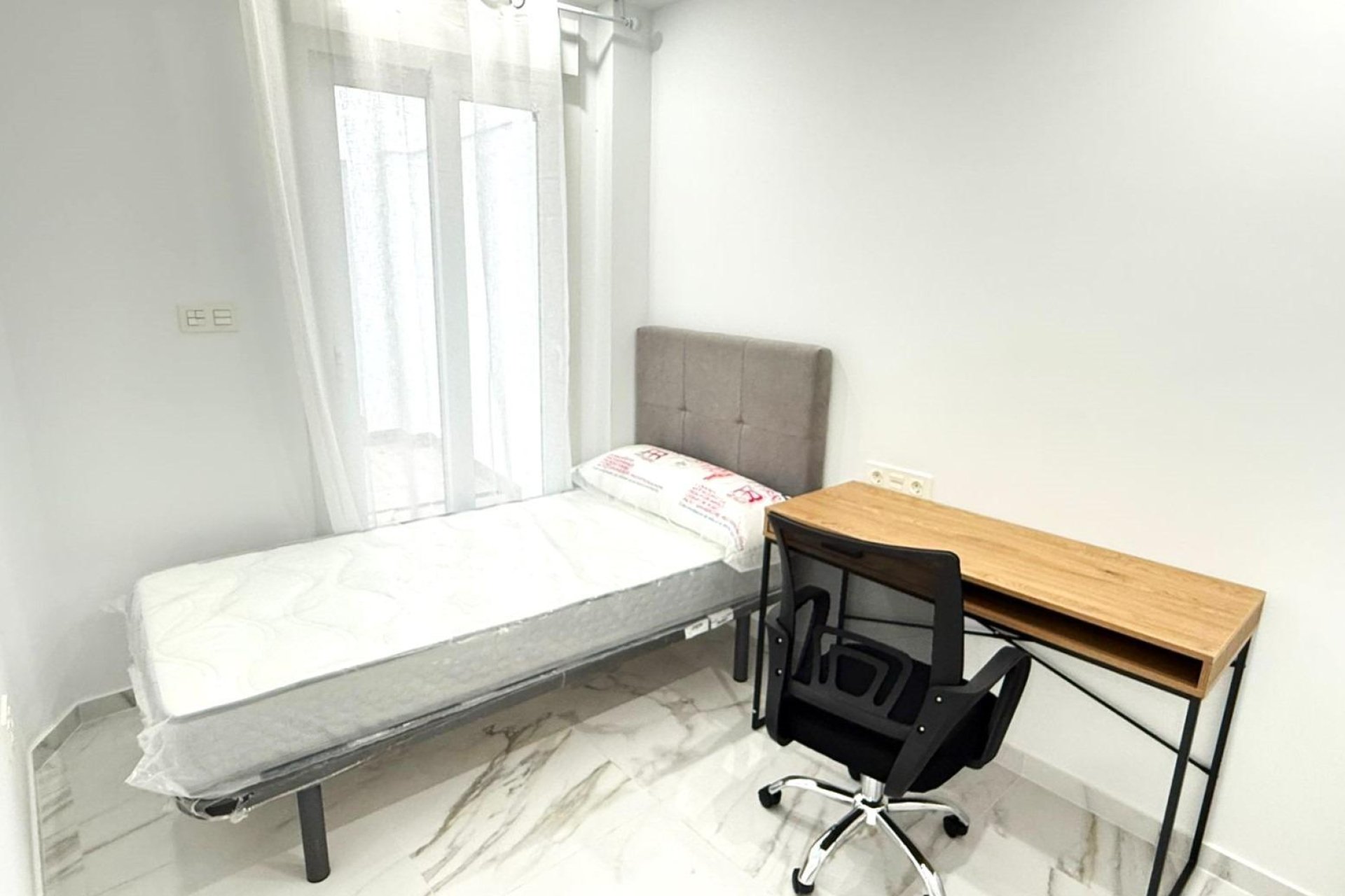 Herverkoop - Appartement -
Torrevieja - PARQUE DE LAS NACIONES