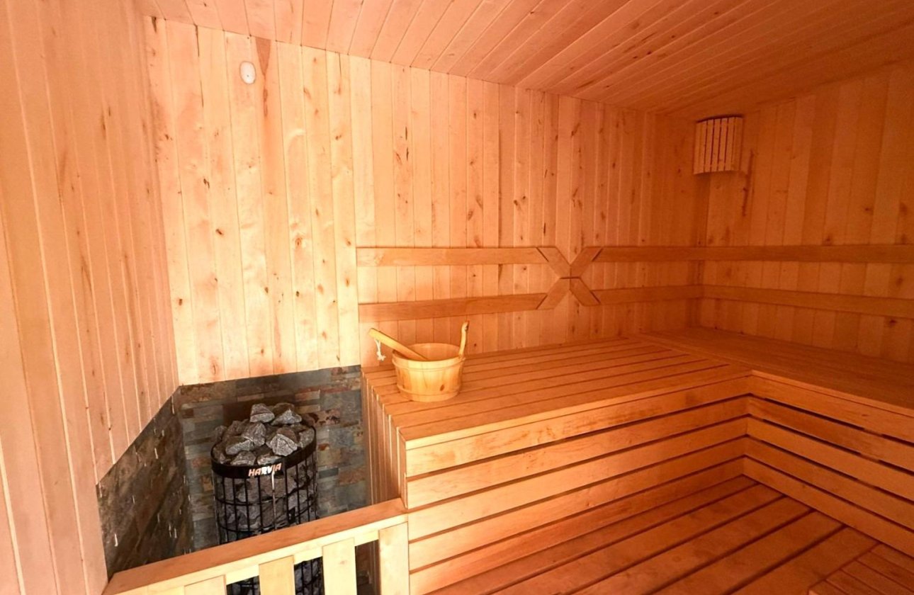 Herverkoop - Appartement -
Torrevieja - PARQUE DE LAS NACIONES