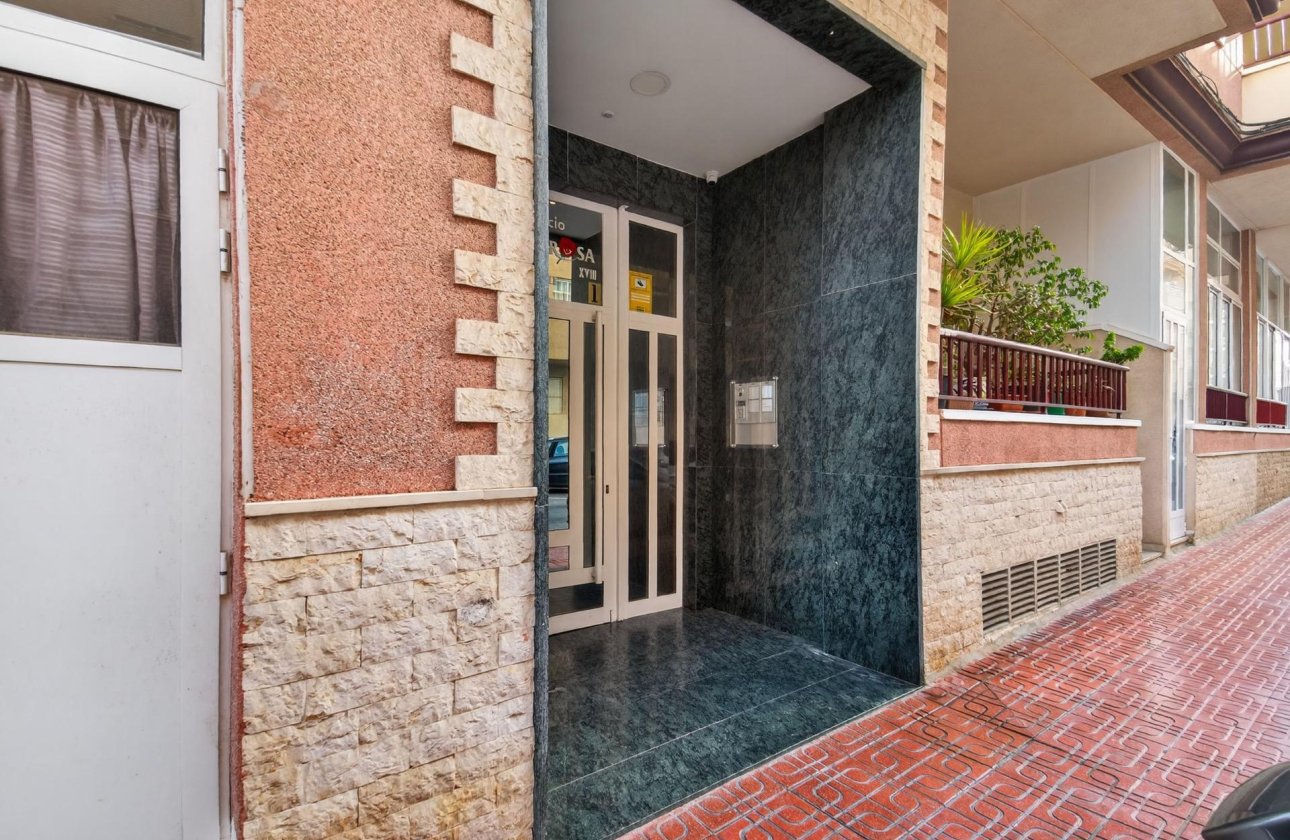 Herverkoop - Appartement -
Torrevieja - PARQUE DE LAS NACIONES