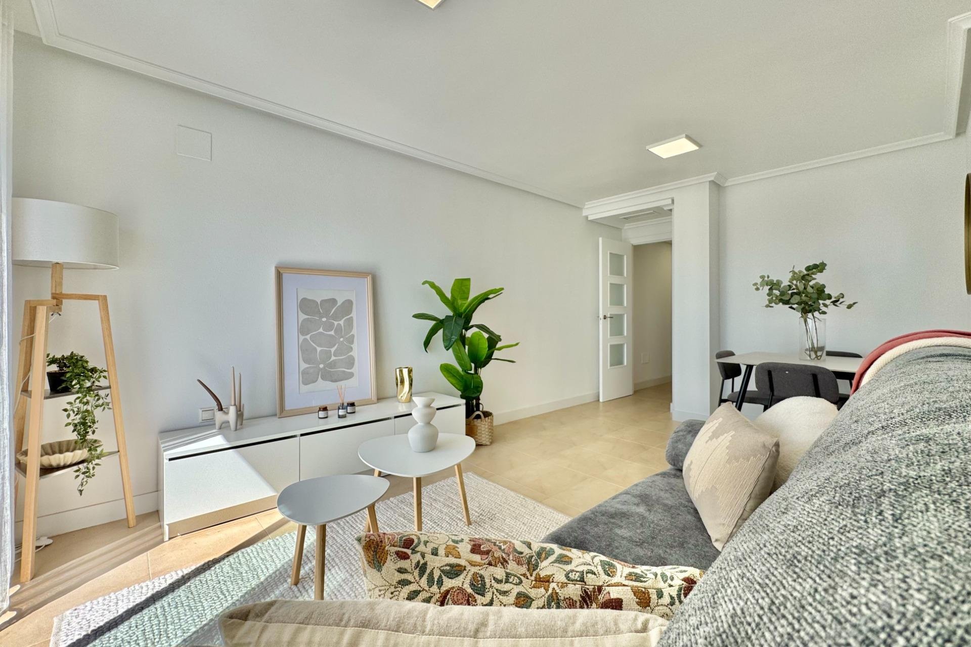 Herverkoop - Appartement -
Torrevieja - PARQUE DE LAS NACIONES