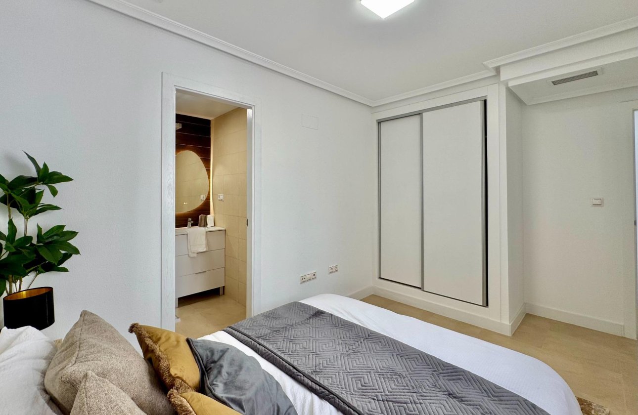 Herverkoop - Appartement -
Torrevieja - PARQUE DE LAS NACIONES