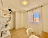Herverkoop - Appartement -
Torrevieja - PARQUE DE LAS NACIONES