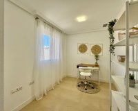 Herverkoop - Appartement -
Torrevieja - PARQUE DE LAS NACIONES