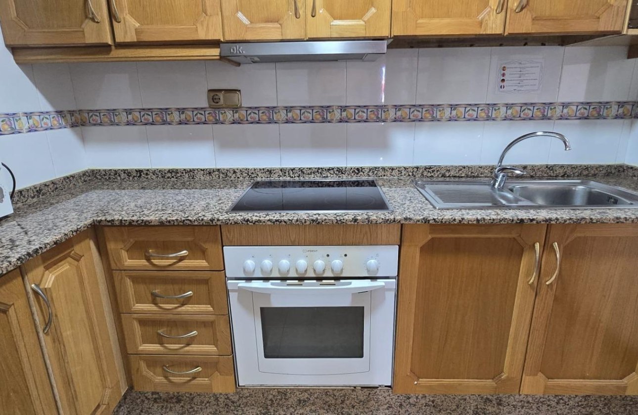 Herverkoop - Appartement -
Torrevieja - PARQUE DE LAS NACIONES